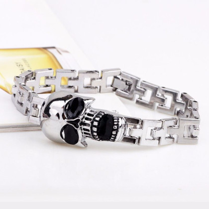 Apyrankė Shine Skull silver; 19cm Apyrankė Shine Skull silver; 19cm