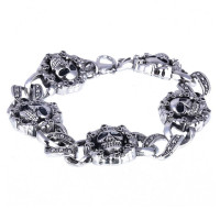 Apyrankė Five Skulls Plus; 19cm