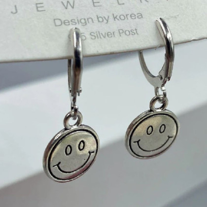 Auskarai Smile Two sidabro spalvos; 2vnt Auskarai Smile Two sidabro spalvos; 2vnt