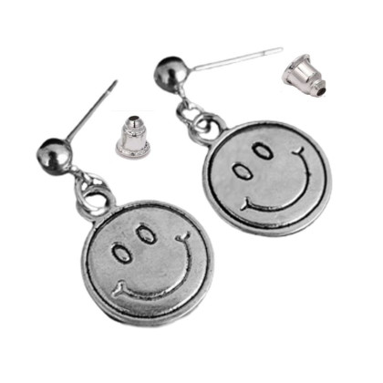 Auskarai Smile One sidabro spalvos; 2vnt Auskarai Smile One sidabro spalvos; 2vnt