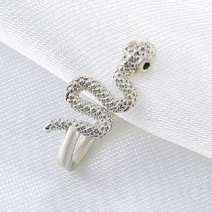Netikras auskaras į nosį Clip Snake Silver; 1vnt Netikras auskaras į nosį Clip Snake Silver; 1vnt