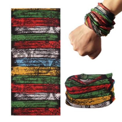 Bandana kaklaskarė Colored Stripes; universalaus dydžio Bandana kaklaskarė Colored Stripes; universalaus dydžio
