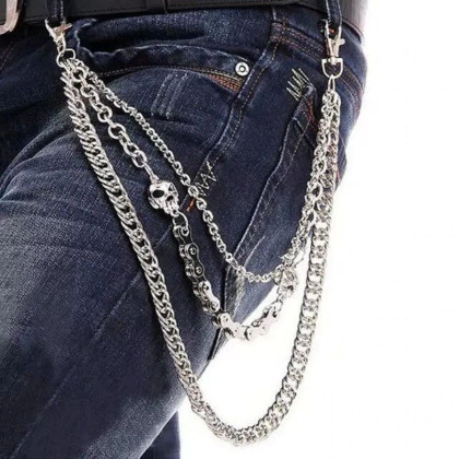 Kelnių grandinė Triple Skull Chain sidabro spalvos; 40/50/60cm Kelnių grandinė Triple Skull Chain sidabro spalvos; 40/50/60cm