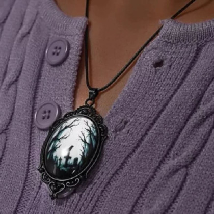 Kaklo papuošalas Gothic Morning Crow Black; 65x38mm Kaklo papuošalas Gothic Morning Crow Black; 65x38mm