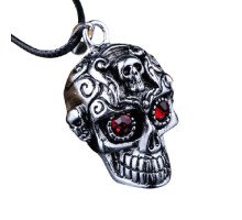 Kaklo papuošalas Red eye skull; 35x25mm