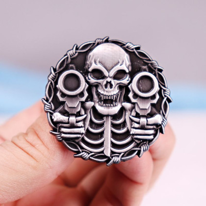 Segė Skull Metal Gun; 4x4cm
