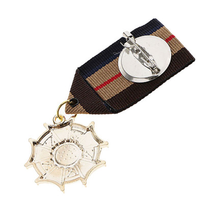 Medalis Red White Cross; 8x3cm Medalis Red White Cross; 8x3cm
