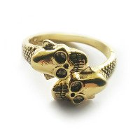 Žiedas Two Skulls aukso spalvos, universalaus dydžio